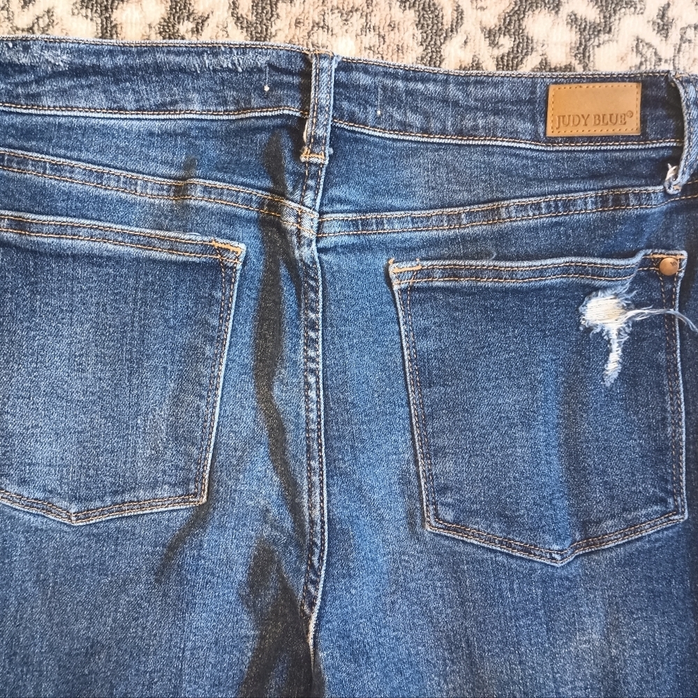Judy Blue Boyfriend Fit Jeans Size 11 / 30 Destroyed Stretch Straight Leg - Picture 6 of 12